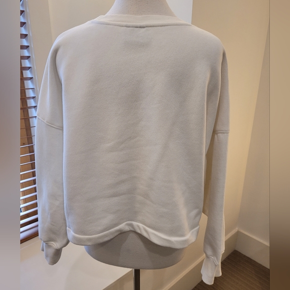 Selena Cropped Sweatshirt - Picture 4 of 6